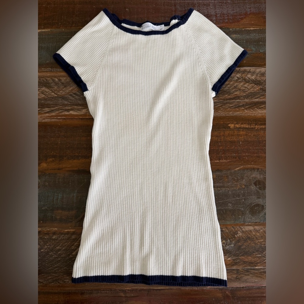 7th Avenue NY & Co Women’s M Ivory Ribbed Fitted Short Sleeve Sweater | SKU 0135